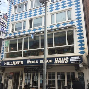das-weiss-blaue-haus.dusseldorf-hotel.net/